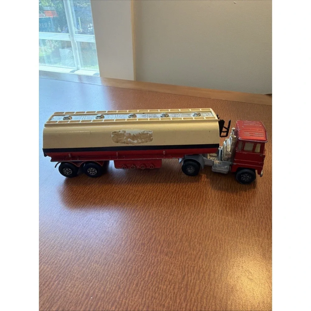 1973 Matchbox Super Kings Texaco Tanker with Scammell Tractor